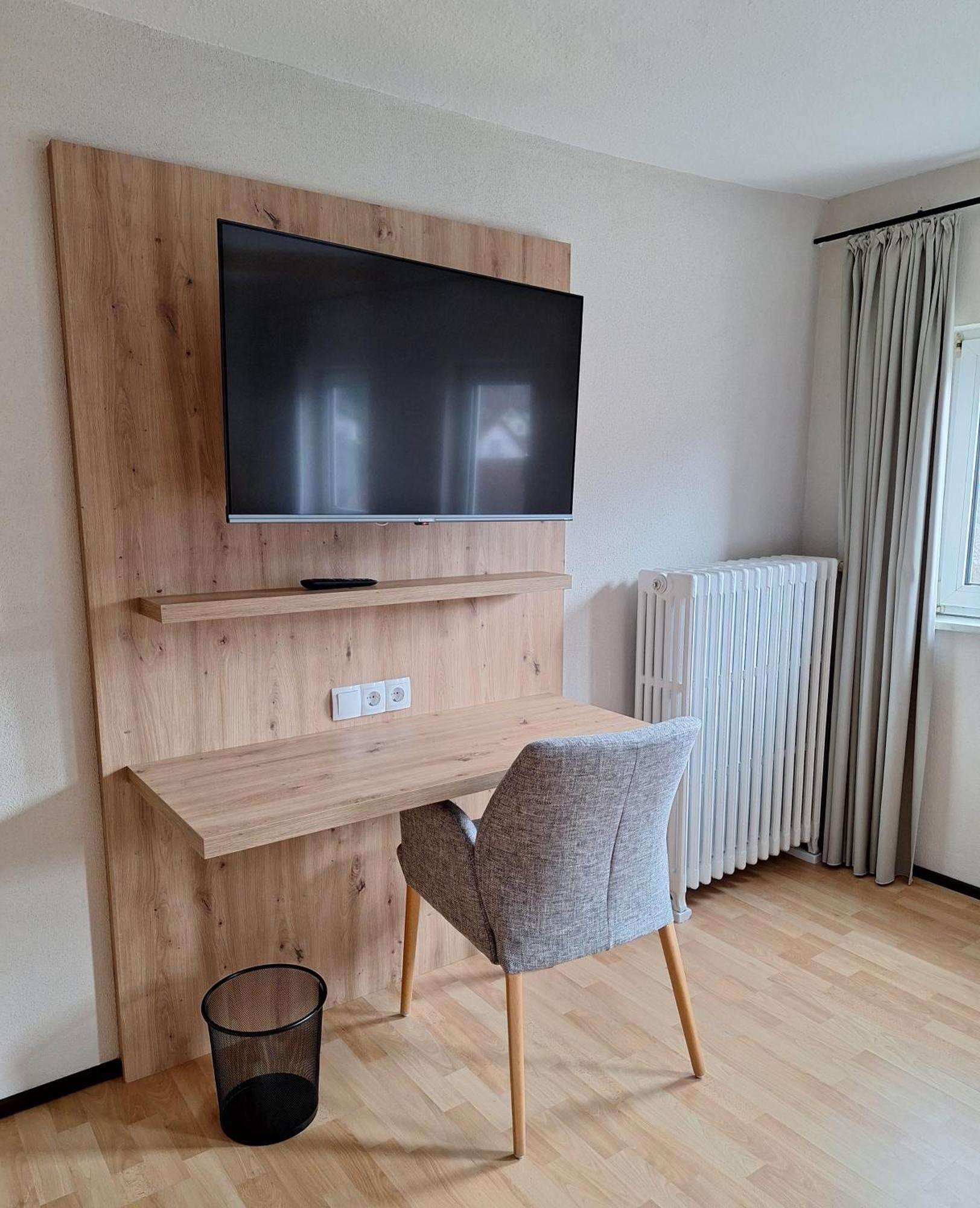 Gasthof Zur Krone Bad Konig Luaran gambar